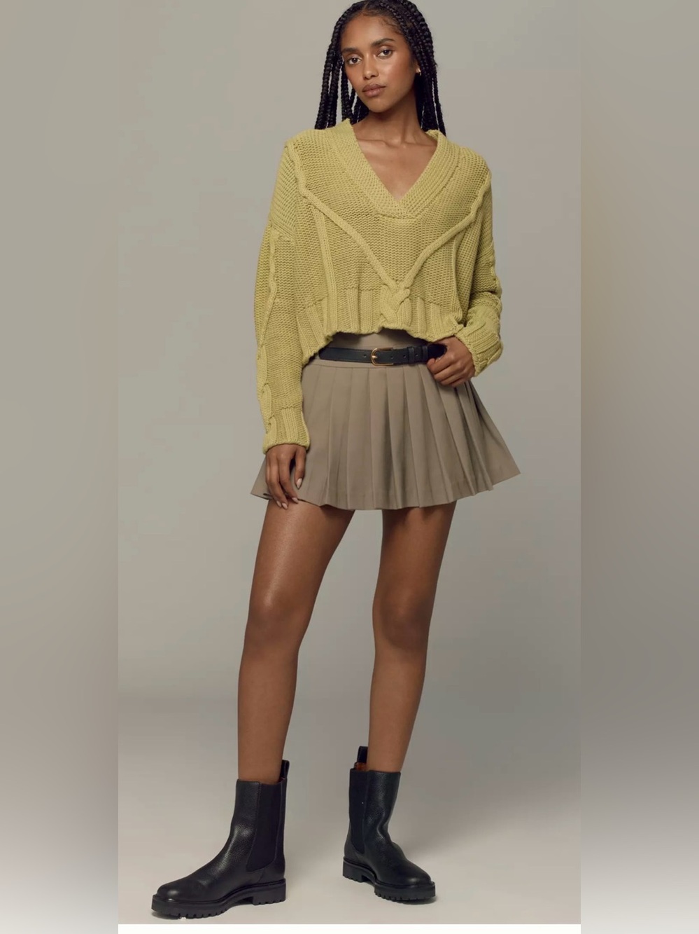 Anthropologie Pilcro Deep V-Neck Light Green Cable Knit Chunky Sweater Medium